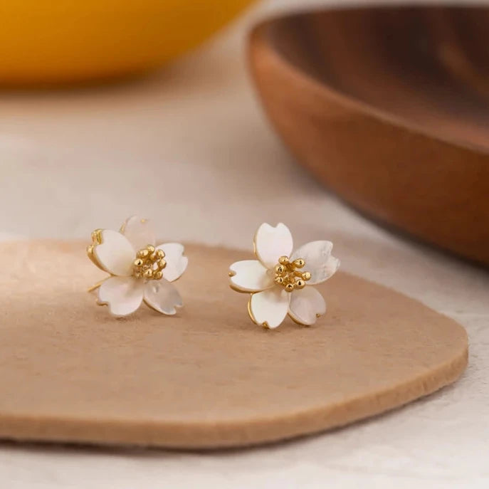 Sakura Natural Shell Flower Stud