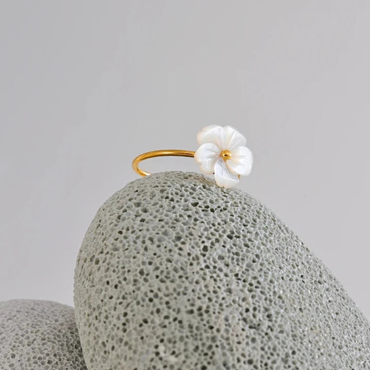 Korean Style Sweet Natural Shell Flower Adjustable Open Ring